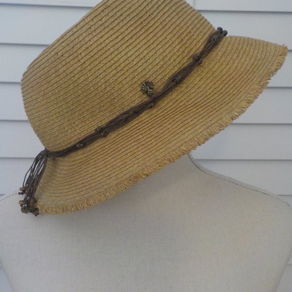 Tommy Bahama Paper Braid Wax Cord Beaded Fedora